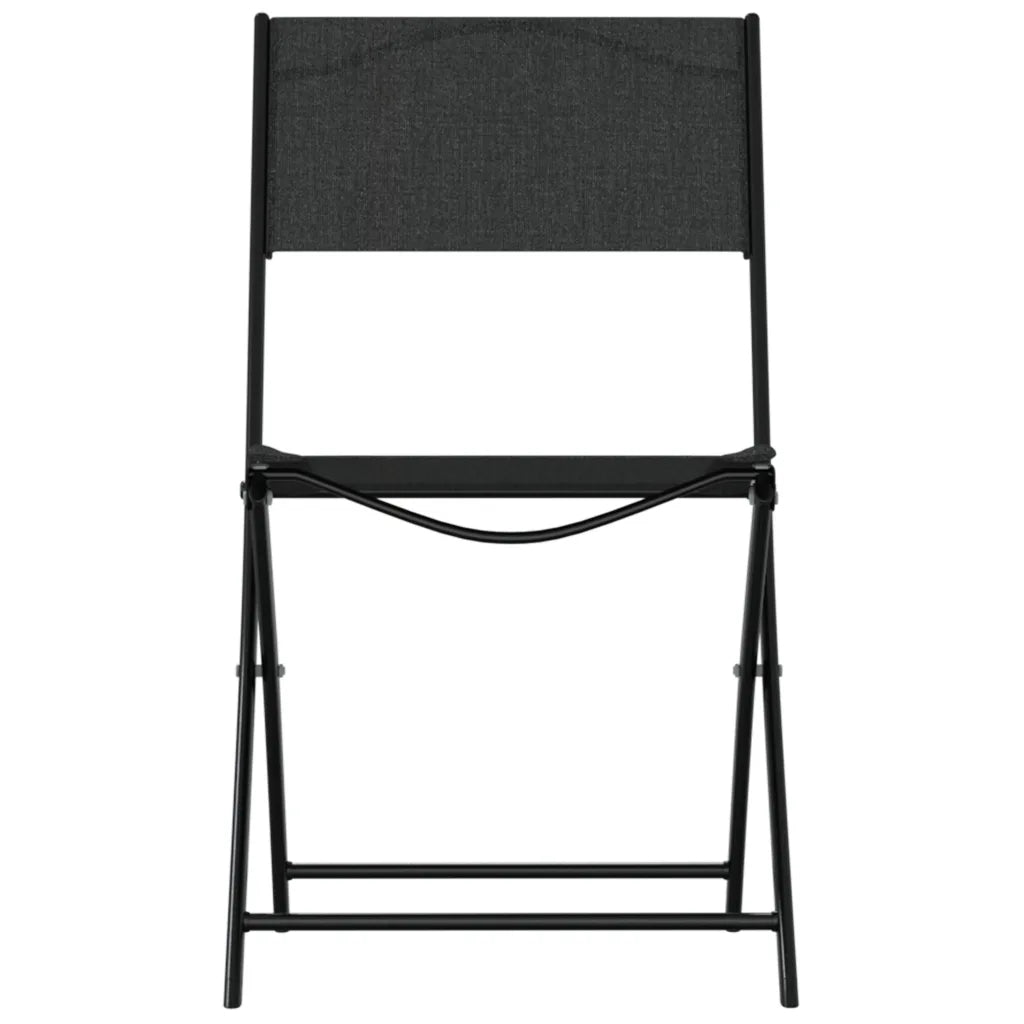 Chaises pliantes design pour salon extérieur compact.