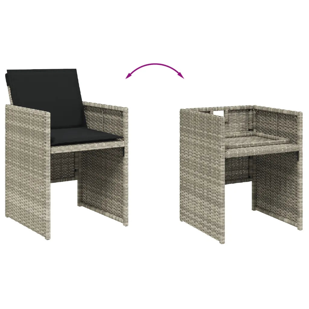 Chaises rabattables du salon compact de jardin.
