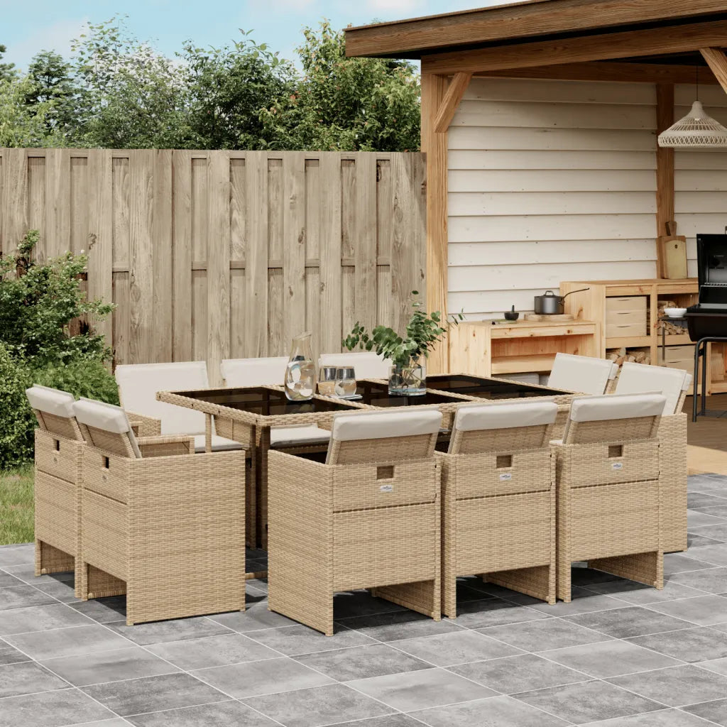 Ensemble de jardin gain de place en rotin beige.