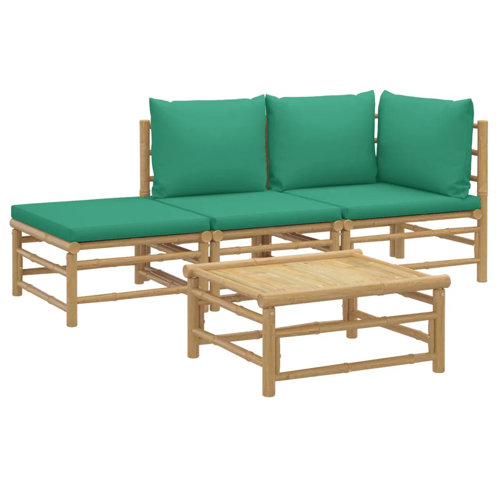 Un Salon de Jardin en Bambou confortable et joli avec ses coussins vert.