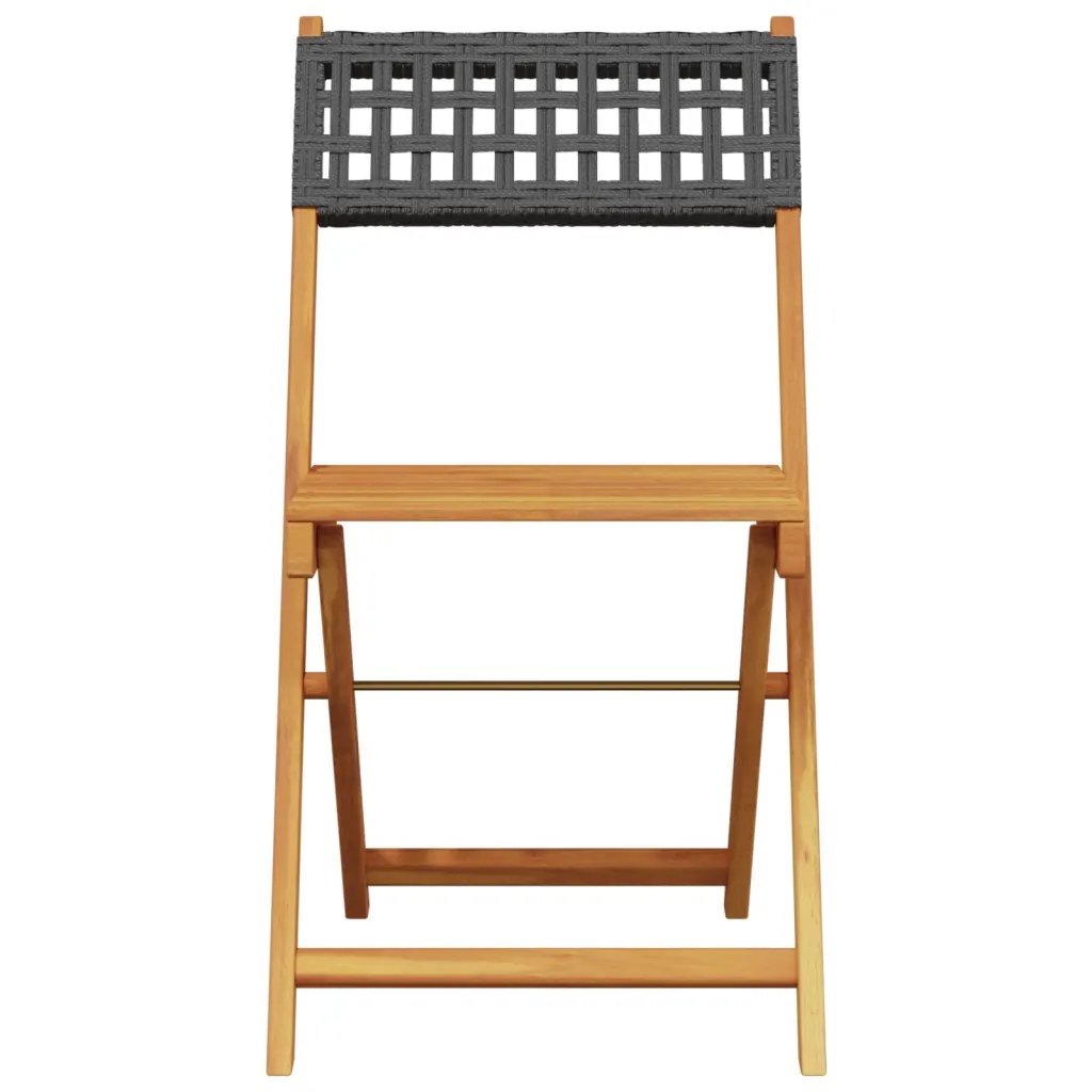 Chaise en bois massif.