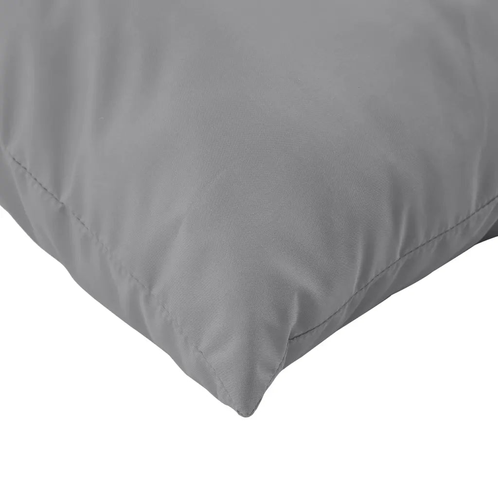 un Set de Coussins gris pour Salon de Jardin